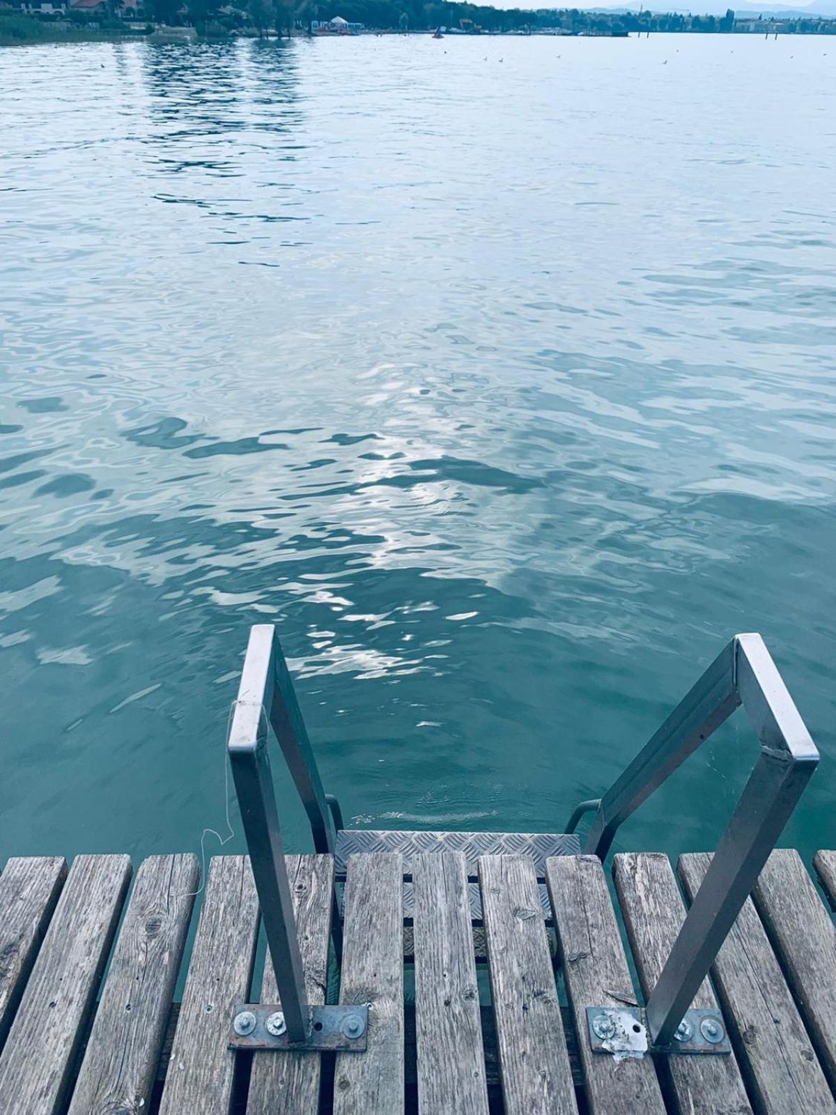 Seeblickwohnung Sirmione - Fronte Lago Mit Privatsteg 外观 照片